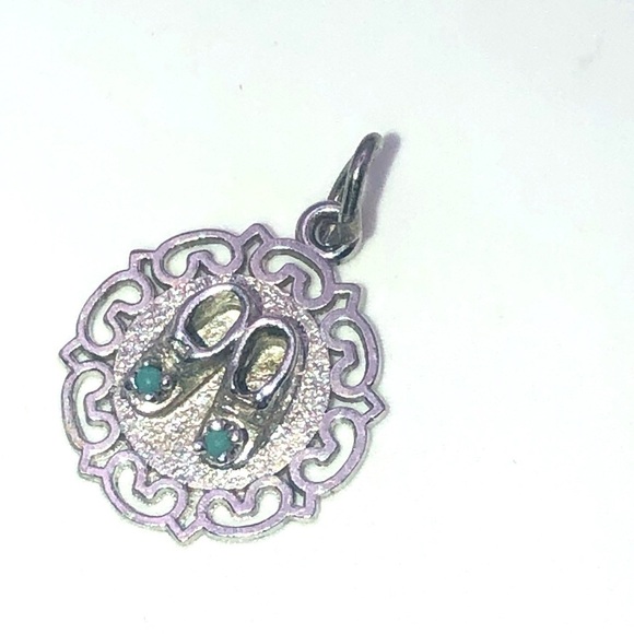 𝅺vtg Sterling Silver Turquoise Stone Shoes Mini Charm Bracelet Charm - Picture 1 of 3